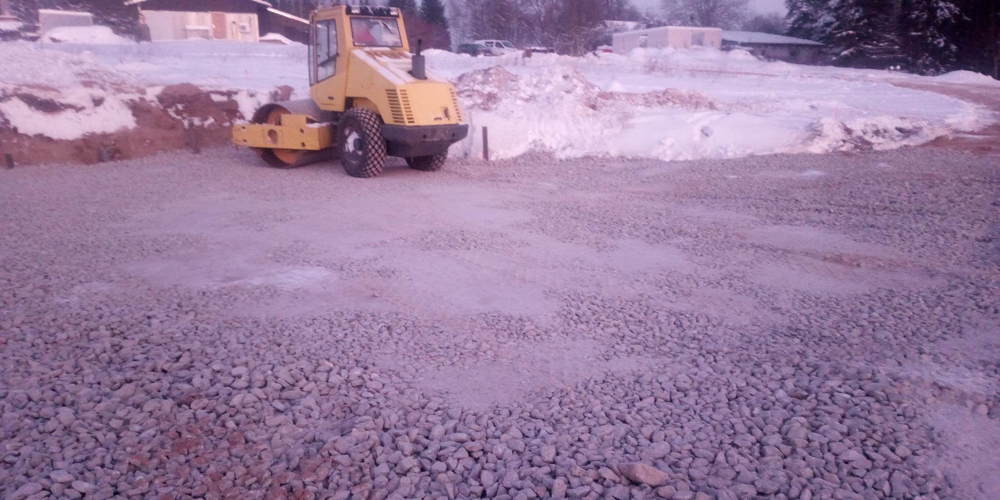 318607717 679474313775611 7071228411650796850 N